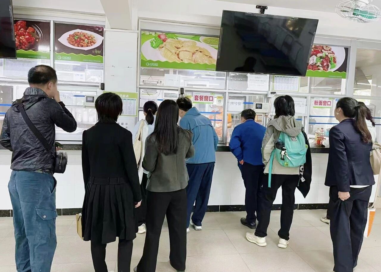 专心办“食”事，，，“膳”新护康健——白云山gopay钱包制药早餐服务暖心上线